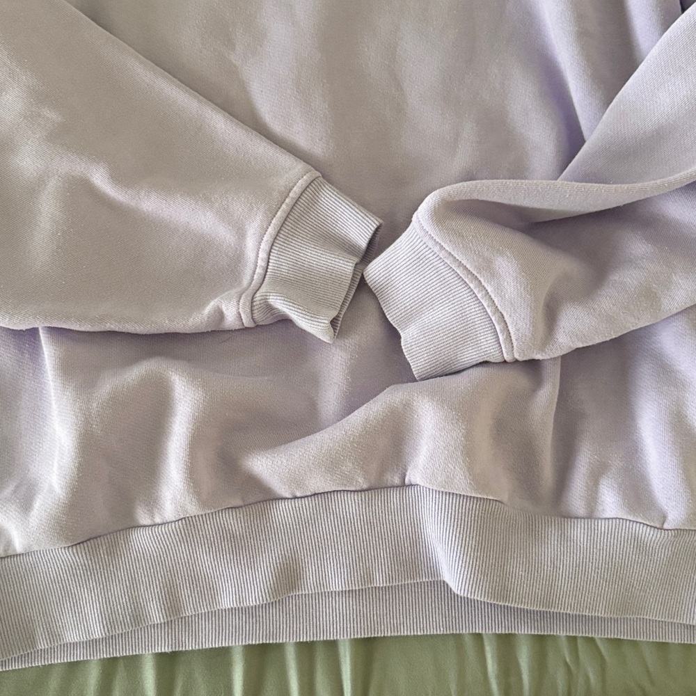 ALO Accolade Crewneck Pullover, Violet Skies, M - Picture 7 of 11